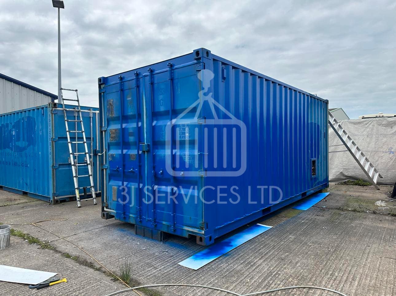 Diving Company 20ft Container Repaint