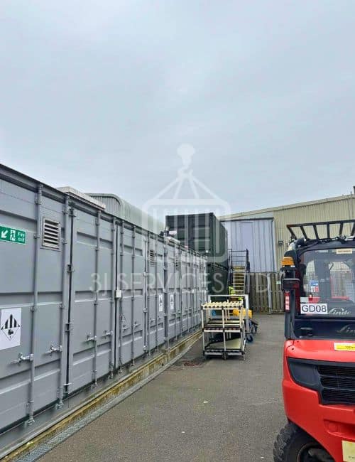 20ft Container Stacking