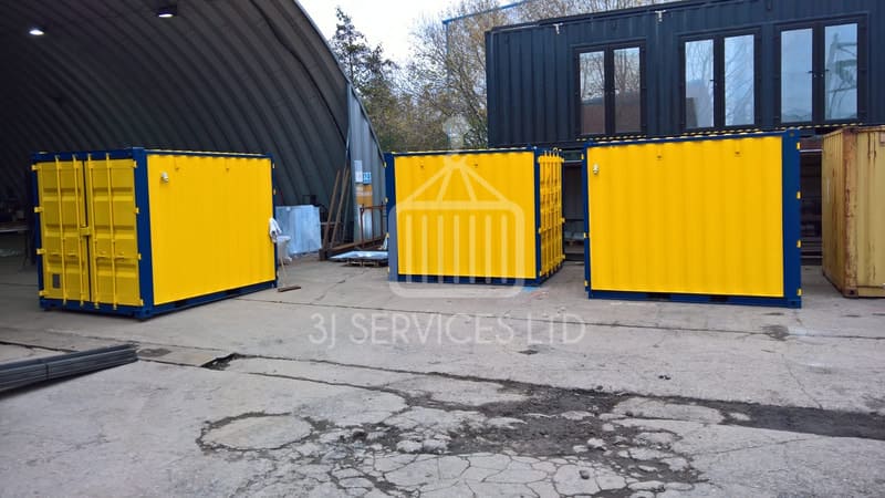 Laboratory Containers