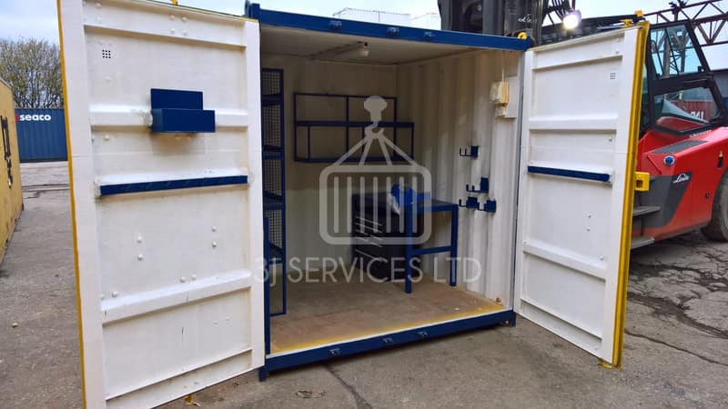 Laboratory Containers