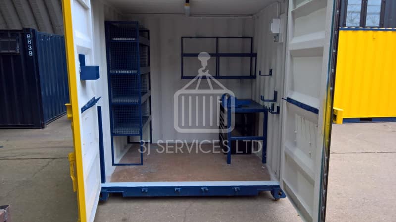 Laboratory Containers