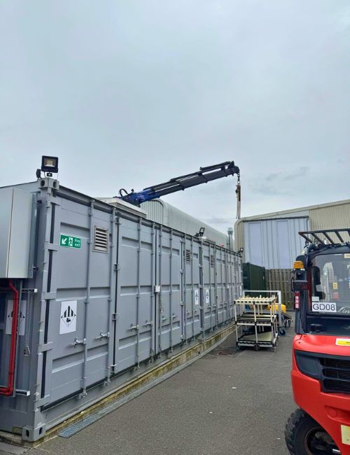20ft Container Stacking