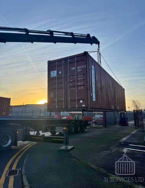 Tight 40ft Container Delivery (2)