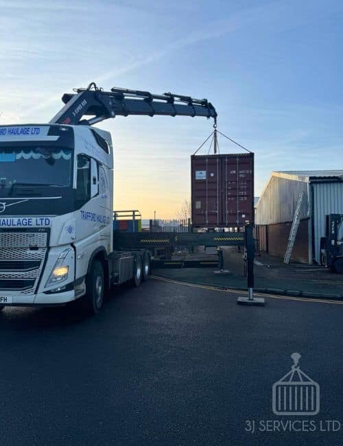Tight 40ft Container Delivery (2)