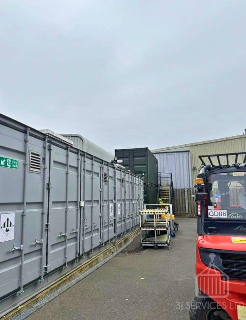 20ft Container Stacking